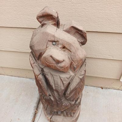 Chainsaw Carved Wood Bear Statue – Rustic Lodge Décor