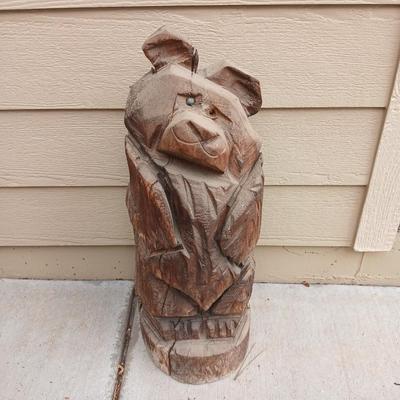 Chainsaw Carved Wood Bear Statue – Rustic Lodge Décor