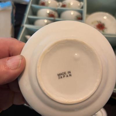 Vintage Children’s Dish Set