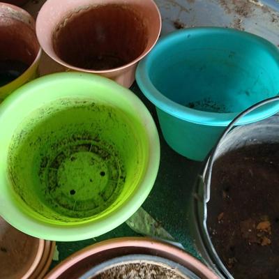 Assorted Garden Planters – Mixed Sizes & Materials - Lots of plant saucers Flowerpots