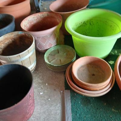 Assorted Garden Planters – Mixed Sizes & Materials - Lots of plant saucers Flowerpots