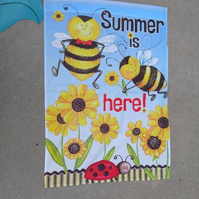 Lot of 3 Bright Garden Flags – Sunflower, Welcome, & Summer Bees