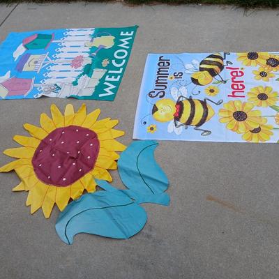 Lot of 3 Bright Garden Flags – Sunflower, Welcome, & Summer Bees