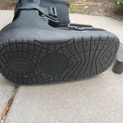 Medical Mobility Lot – Quad Cane & Air Walking Boot