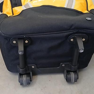 Camping Gear Lot – Sleeping Bags, Air Pump & Rolling Bag