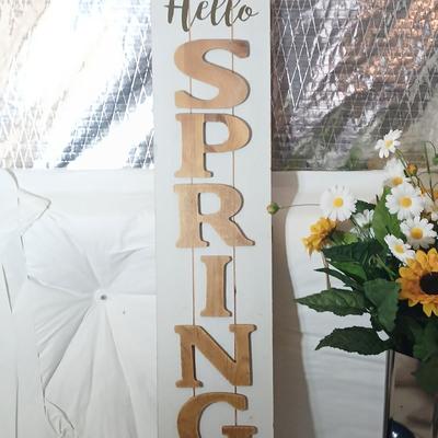 Spring & Garden Porch Decor Lot – Signs, Watering Cans, Faux Flowers
