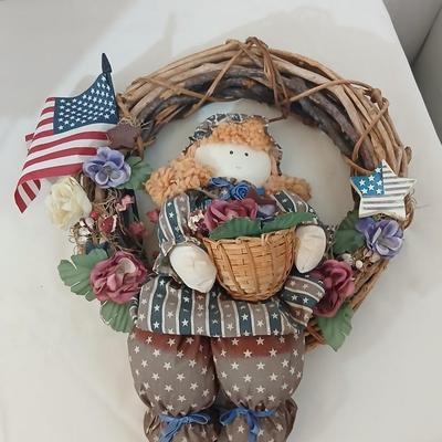 Patriotic Americana Décor Lot – Whirl gig Hot Air Balloon, Wreath, Signs