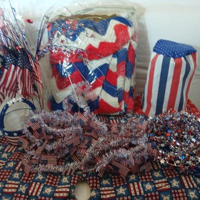 Large Patriotic Americana Décor Lot – Bunting, Garland, Flags & More