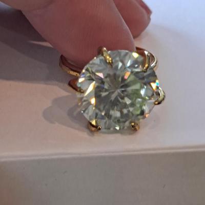 Moissanite Ring 20 cts