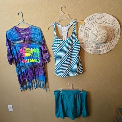 Beach Day Bundle – 4-Piece Lot - Swimsuit size 14