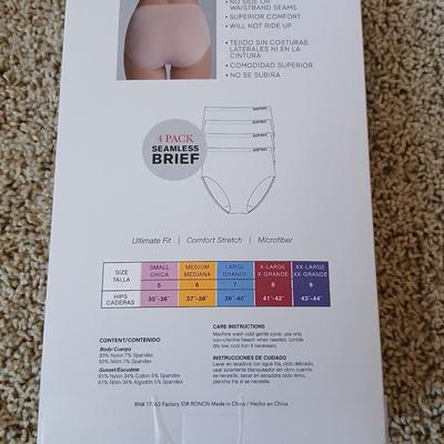Ellen Tracy Seamless Briefs – Size Medium – Lot of 2 Packs (7 Total) BRAND NEW