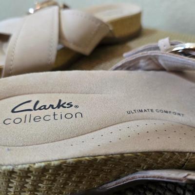 2 Women’s Comfort Sandals – Clarks Collection & Earth Origins