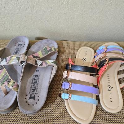 2 Pairs of Women's Sandals – Mephisto & Katy Perry Styles