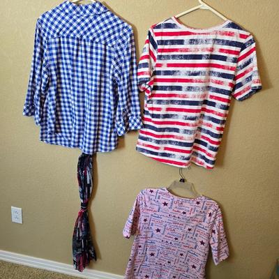 D&Co and Americana Tops – Size Medium – Lot of 3 Tops + Scarf