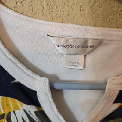 Christopher & Banks Women’s Summer Tops – Size Medium – Lot of 4