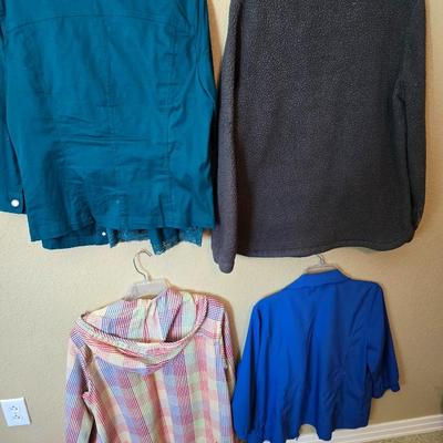 Christopher & Banks Women's Jackets & Pullovers – Size Medium – Lot of 4