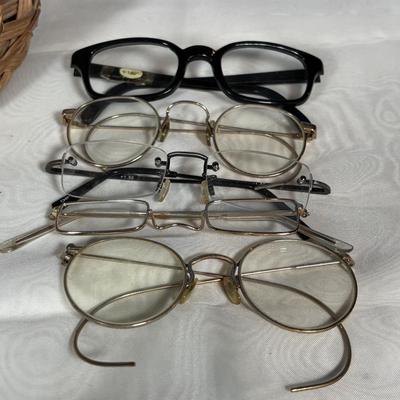 LOT 381: Sunglass, Reading Glasses & More
