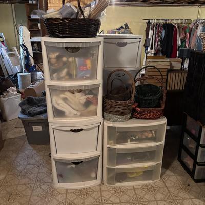 LOT 385: Filled Storage Drawer: Fabric, Sewing & Crafting along with Baskets