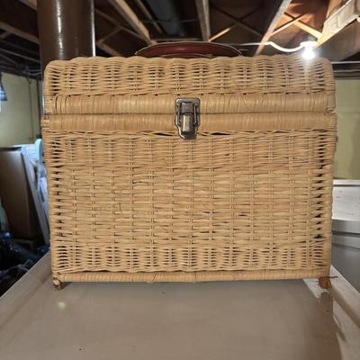 LOT 385: Filled Storage Drawer: Fabric, Sewing & Crafting along with Baskets