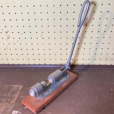 LOT 391: Vintage Tools, Reed's Pecan Nut Cracker and Star-Rite Electric Massager