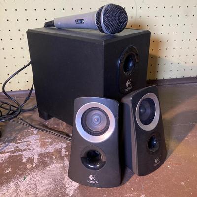 LOT 392: Logitech Z313 Speaker System and Microphone - As Found