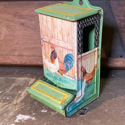 LOT 393: Vintage Kitchen Tools, Gadgets and More