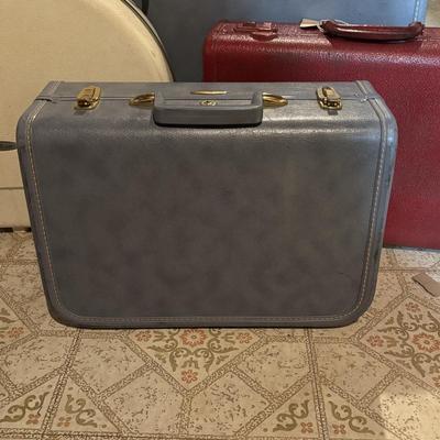 LOT 394: Vintage Luggage Collection