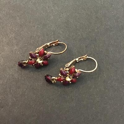Vintage Avon Enamled flower dangle earrings