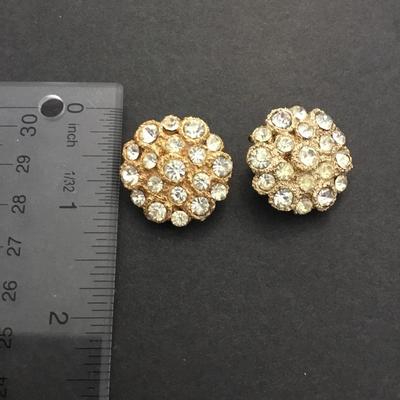 Vintage rhinestone gold tone clip on earrings