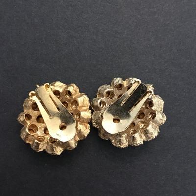 Vintage rhinestone gold tone clip on earrings