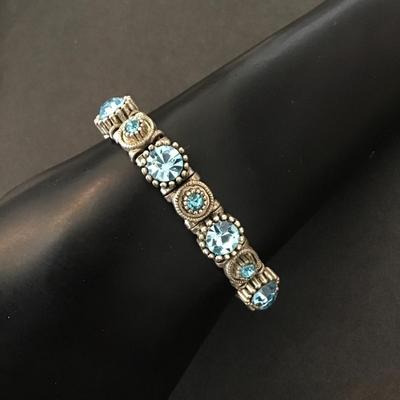 Vintage blue Rhinestone stretch bracelet