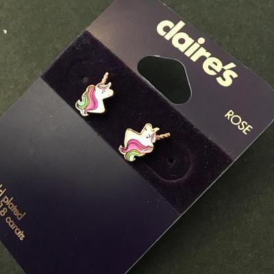 18kt gold plated unicorn stud earrings