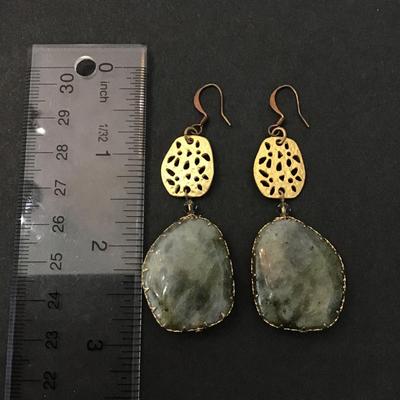Gold tone stone dangle earrings