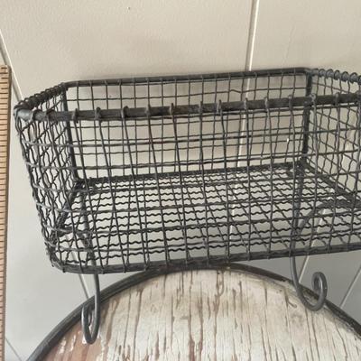 Decorative rug, wall basket and decor