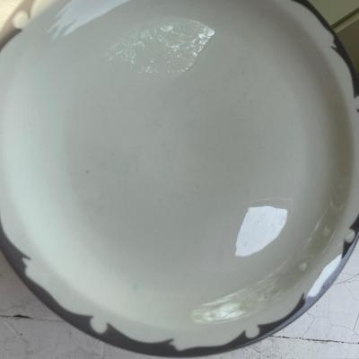 Vintage round table with metal legs