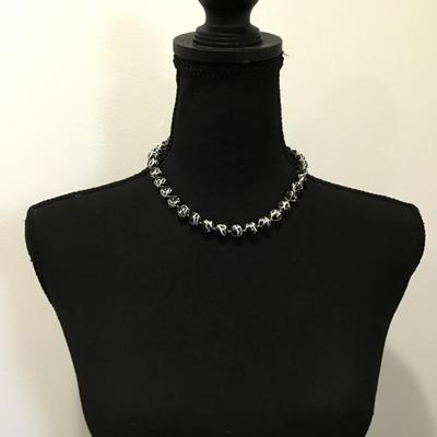 Beautiful, vintage, black and white crackle bead necklace