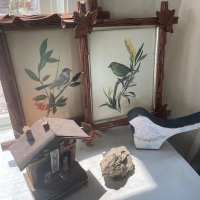 Bird pictures with wood frames and weather prophet