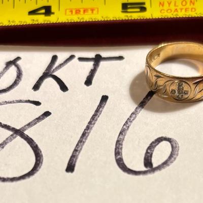 10 KT Gold Ring