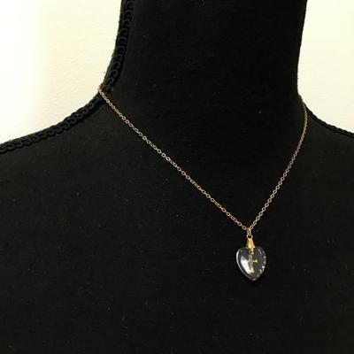 Beautiful Vintage Crystal heart necklace
