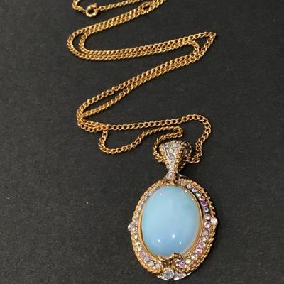 Gorgeous vintage opalite pendant necklace