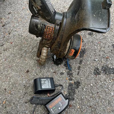 Black & Decker Weed Eater Battery Charge