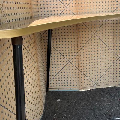 Corner Table