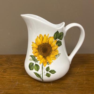 Nice Sunflower Pitcher