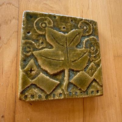 Mimi Strang Leaf Tile Art (LR-BM)