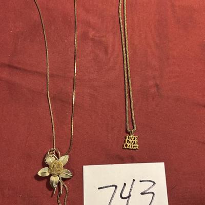 Necklace Lot