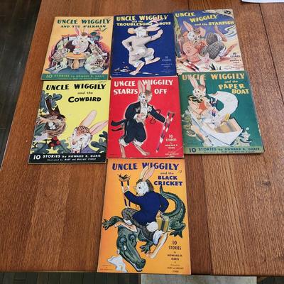 lot of 7 Uncle Wiggily books 1943 Howard R. Garis