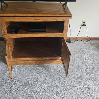TV Stand w/ swivel top