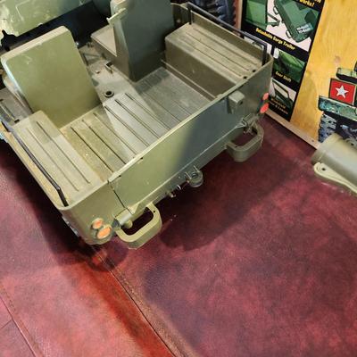 G.I. Joe Official jeep Combat Set not complete missing Steering Wheel