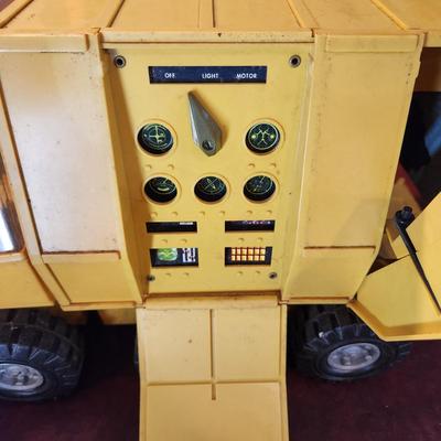 Hasbro GI JOE Adventure Team Experimental Mobile Support Vehicle ATII Body Part