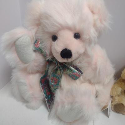 Pair of Shepard's Flock Stuffer Bears 'Amaryllis' and 'Little John'